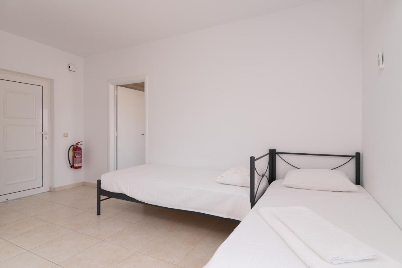 Lungo Mare Apartman Jenádi Kültér fotó
